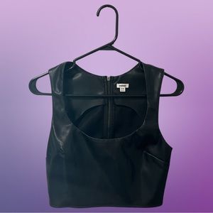 🕷️ garage leather top